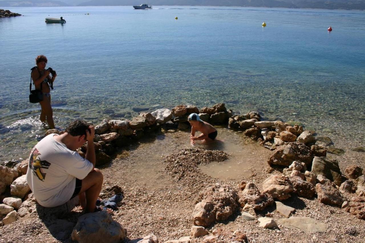 Apartments Boris Omiš Εξωτερικό φωτογραφία