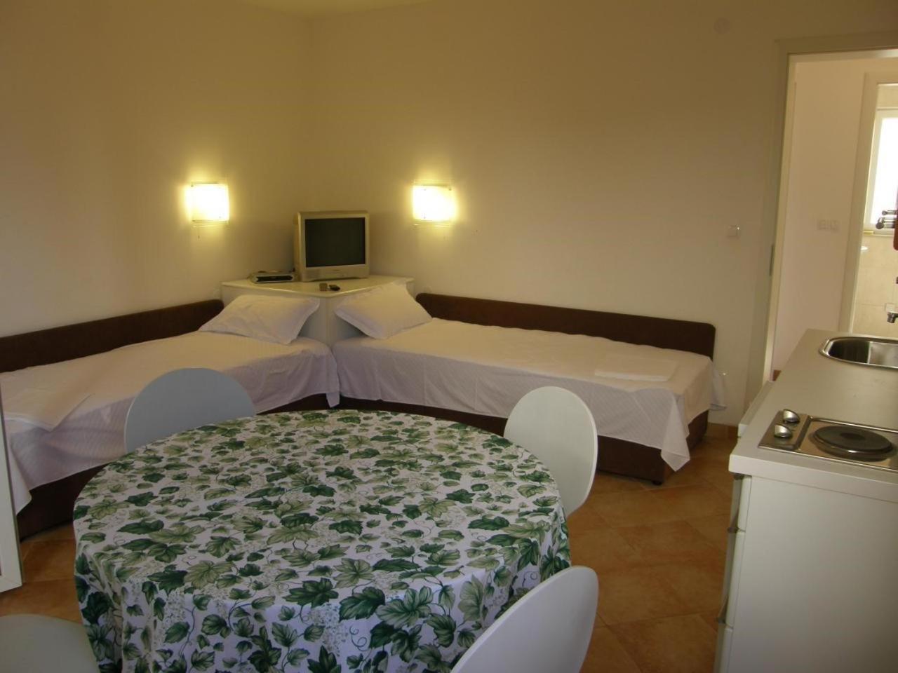 Apartments Boris Omiš Εξωτερικό φωτογραφία